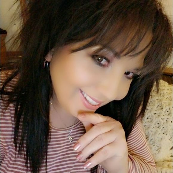 Meet your Posher, Joan - Picture 1 of 1